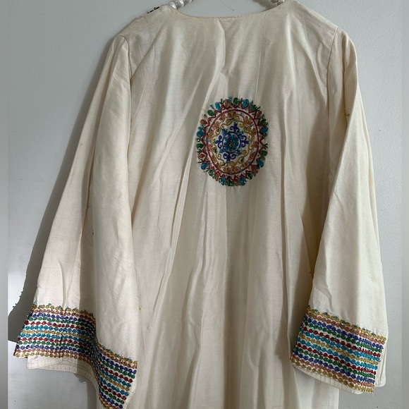 Embellished Kaftan - Picture 8 of 8